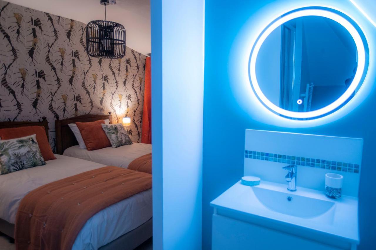 Chambre Jungle Dans Maison D'Hote "Le Petit Clouet"- Rochecorbon Kültér fotó